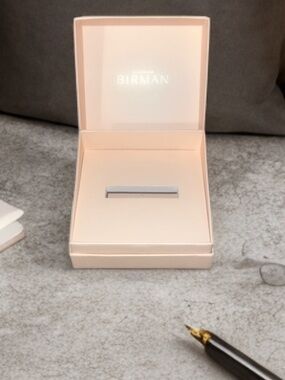 Alexandre Birman Elegant Cream Box
